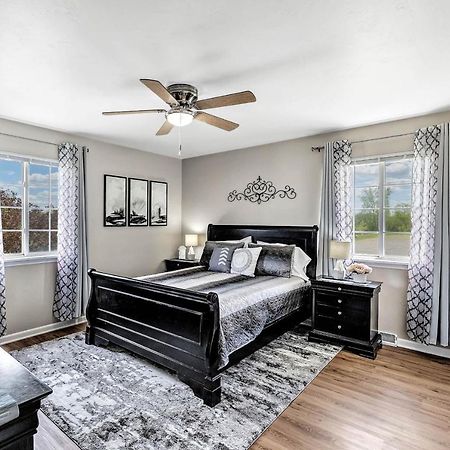 Serene 3 Bedroom Home, Nrm, Wi-Fi, Parking, Queen Bed De Pere Экстерьер фото
