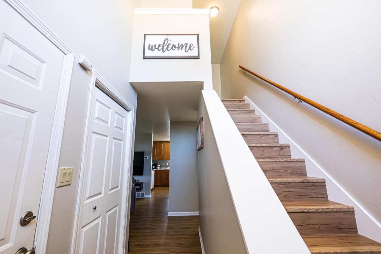 Serene 3 Bedroom Home, Nrm, Wi-Fi, Parking, Queen Bed De Pere Экстерьер фото