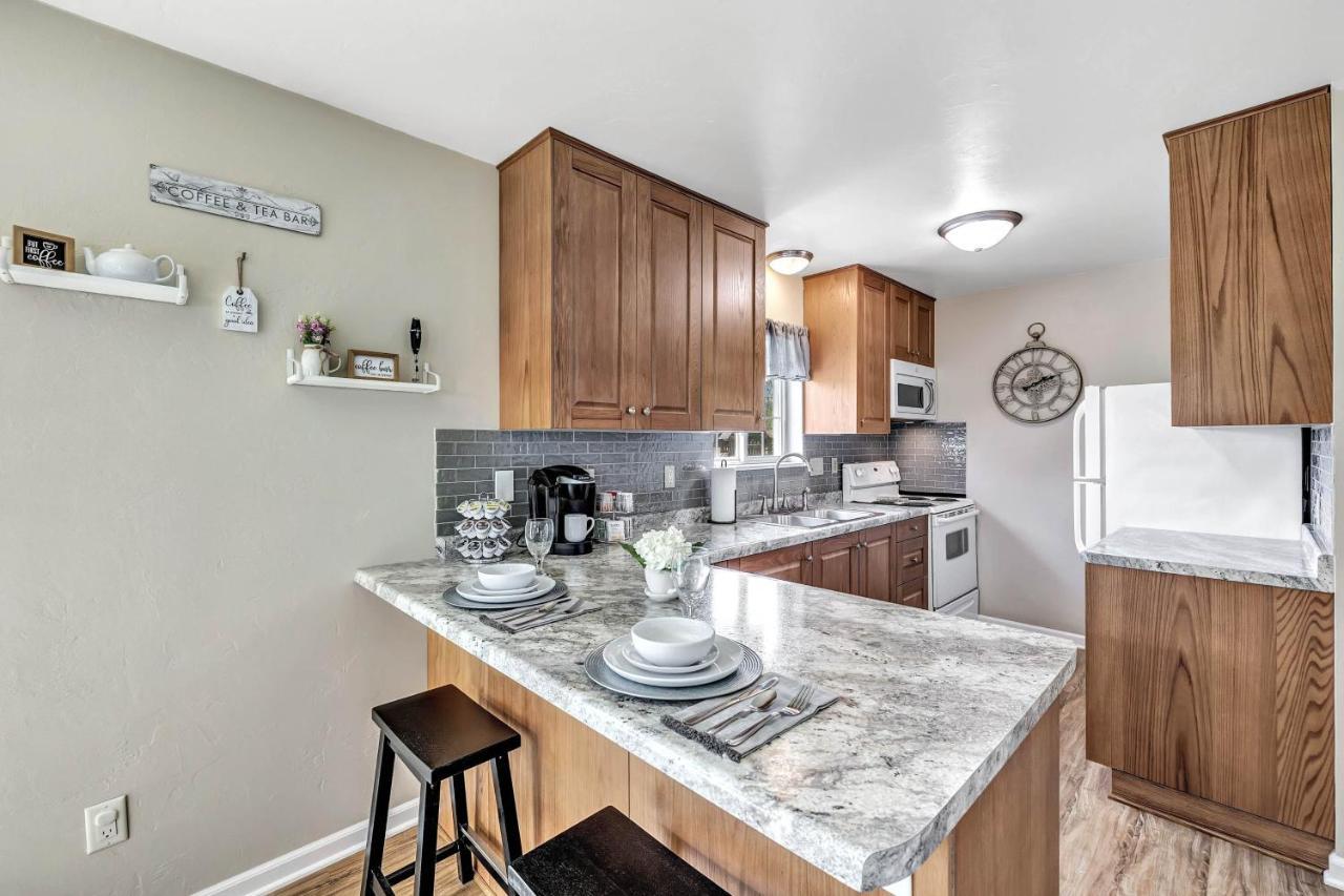 Serene 3 Bedroom Home, Nrm, Wi-Fi, Parking, Queen Bed De Pere Экстерьер фото