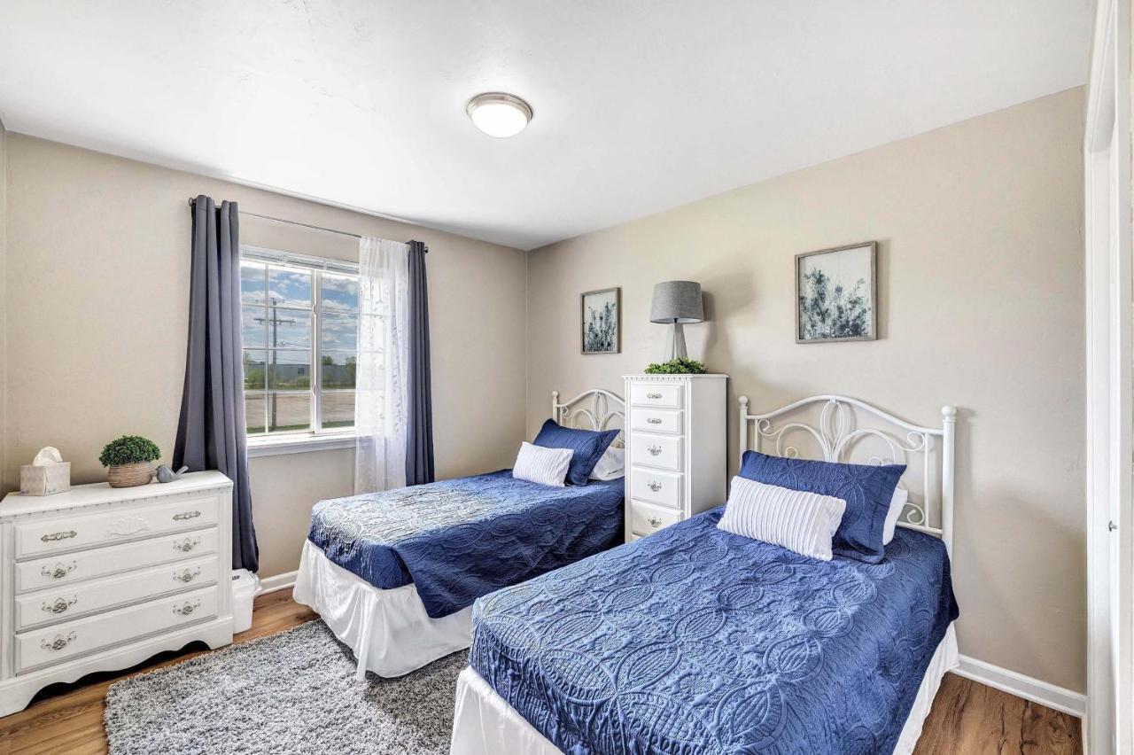Serene 3 Bedroom Home, Nrm, Wi-Fi, Parking, Queen Bed De Pere Экстерьер фото